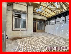 誠昱/近奇美大面寬車庫孝.